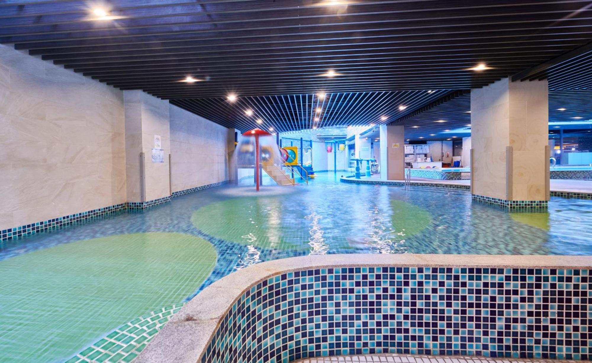Grand Bay Resort Hotel Heng-ch'un Eksteriør bilde Swimming pool